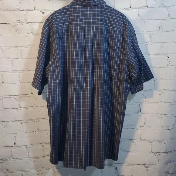 Jos.A.Bank Traveler's Collection Traditional Fit Button-Down - Picture 5 of 10